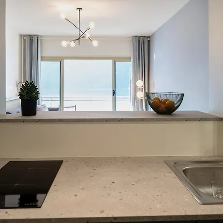 아파트 Avec Vue Panoramique Sur Le Du Bourget *