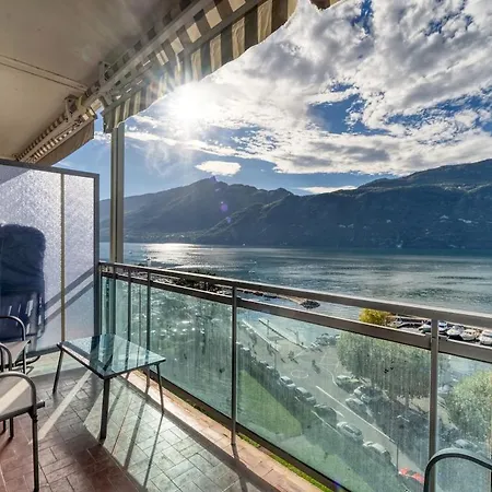 Avec Vue Panoramique Sur Le Du Bourget *